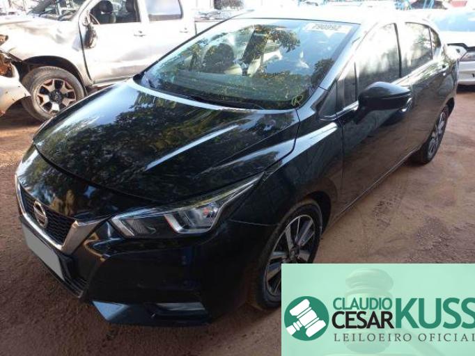 NISSAN VERSA 20/21