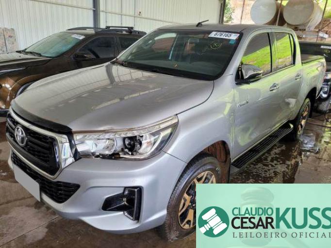 TOYOTA HILUX CD 20/21